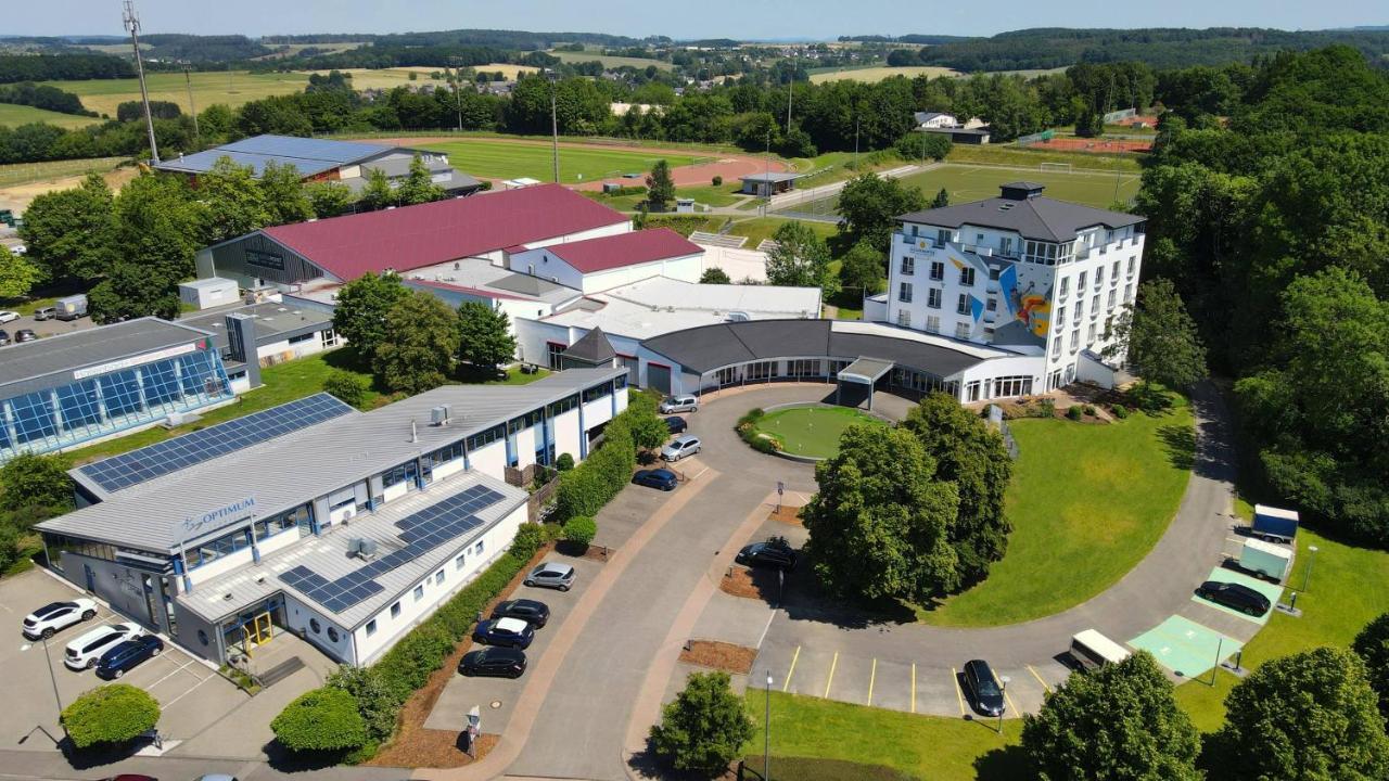 Sport- & Seminarhotel Glockenspitze Altenkirchen  Exterior foto